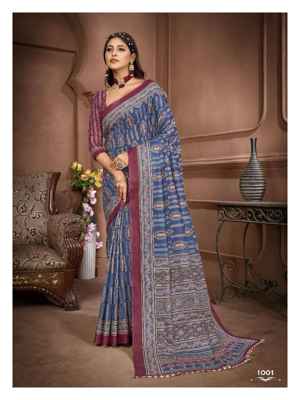 Elegant Pure Mulmul Cotton Saree for a timeless, comfortable look with Blouse Piece