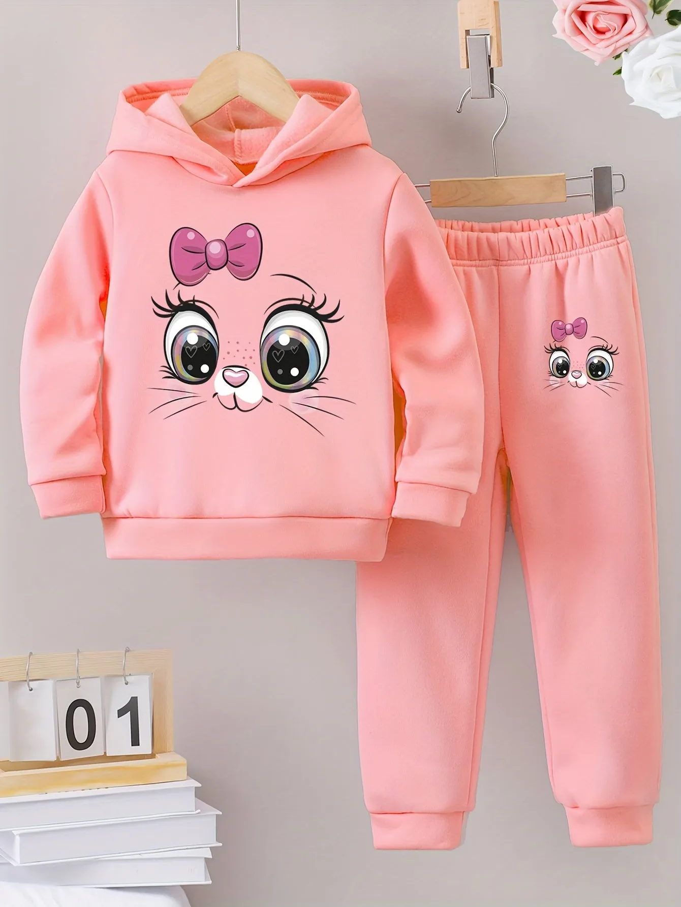 Girls 2-Piece Cartoon Cat Pattern Hooded Sweatshirt and Sweatpants Set 🐱👧