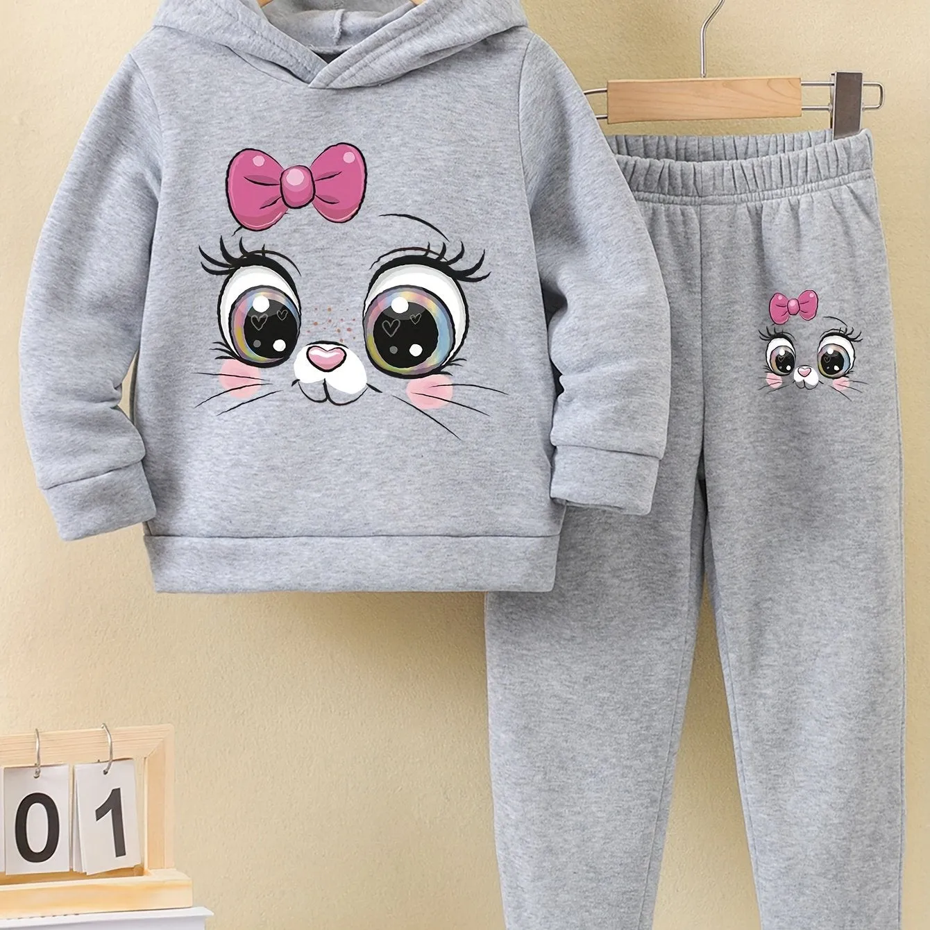 Girls 2-Piece Cartoon Cat Pattern Hooded Sweatshirt and Sweatpants Set 🐱👧