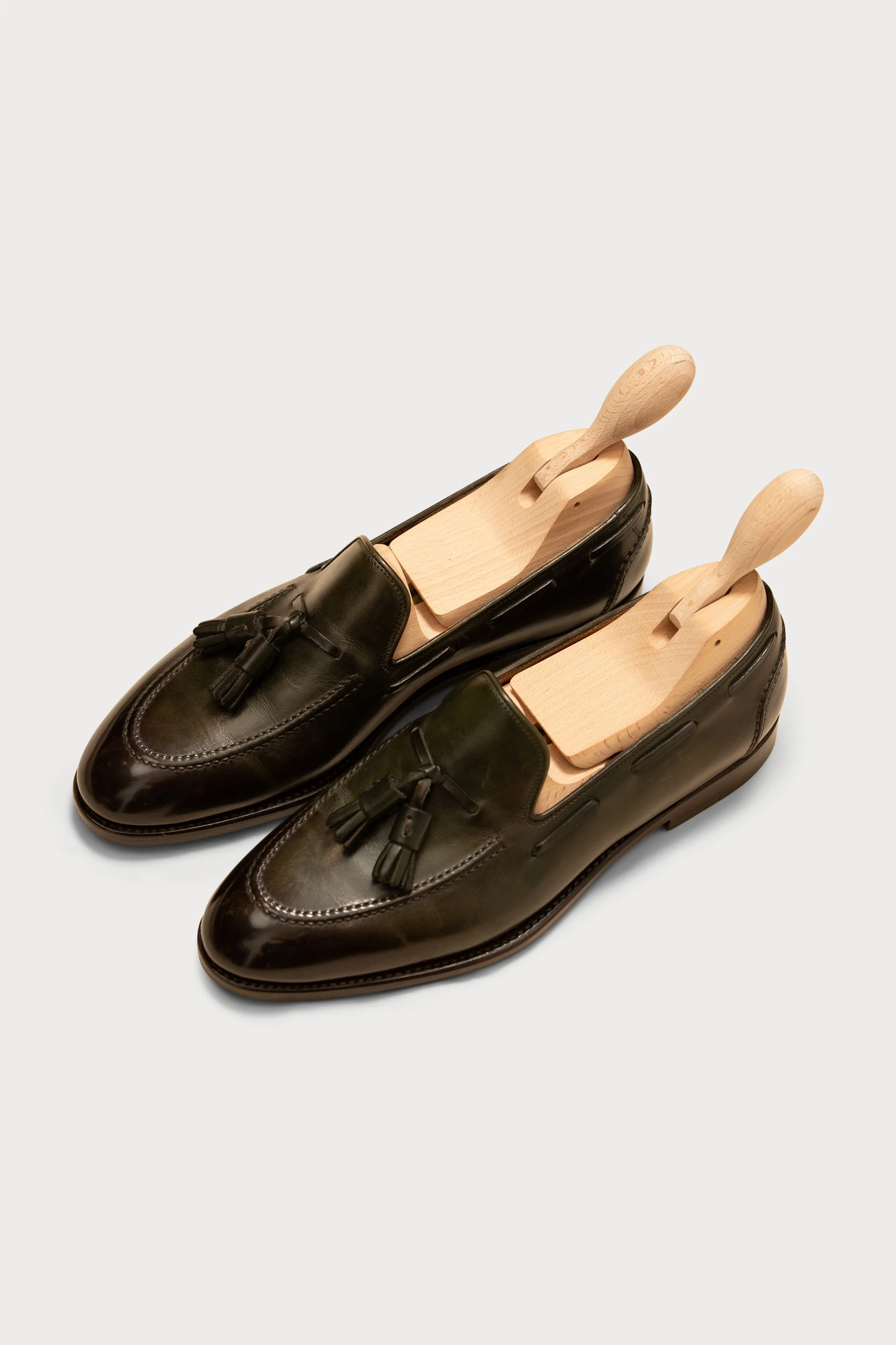 Handcrafted Tassel Loafers in Oliva Green