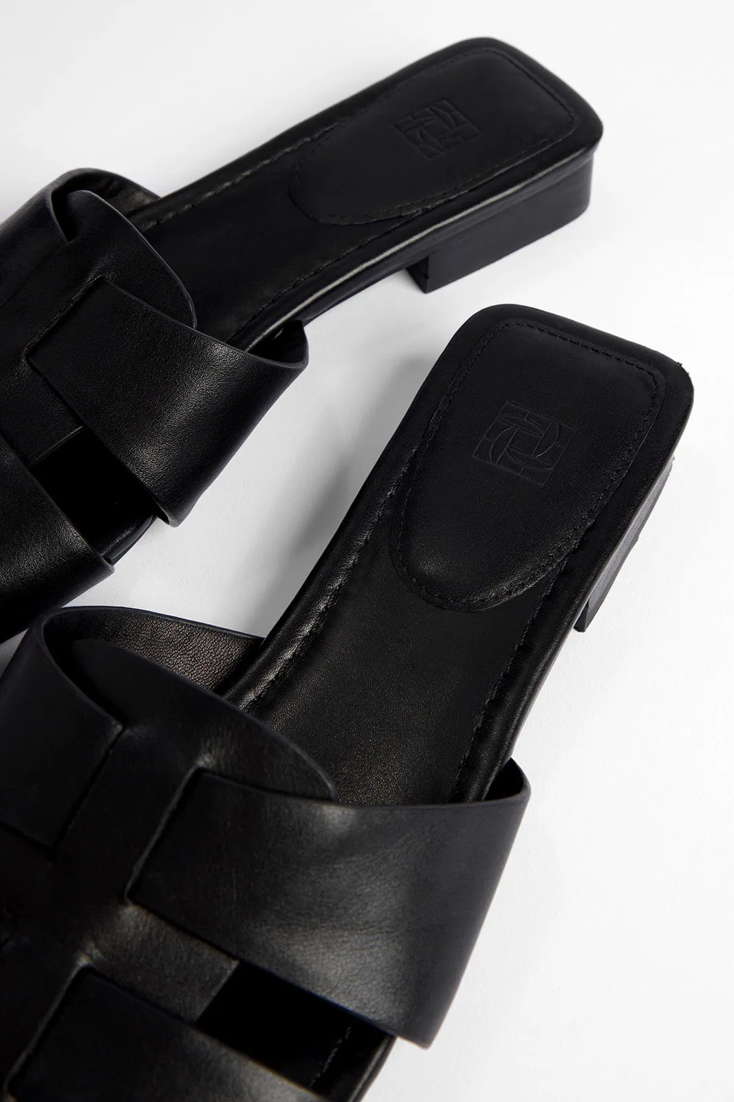 Venice Slide Black