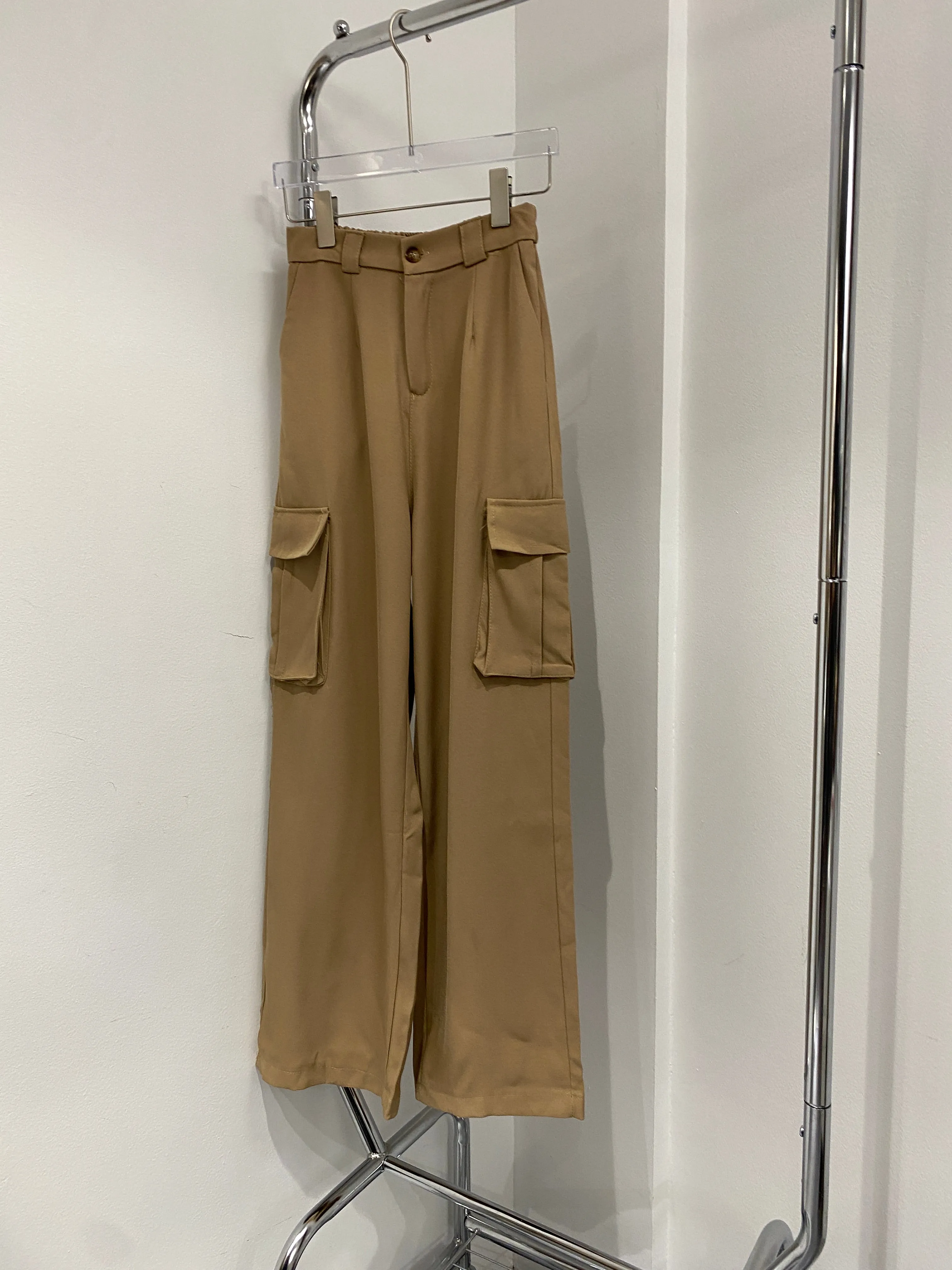 Wide Leg Cargo Trousers -  Latte