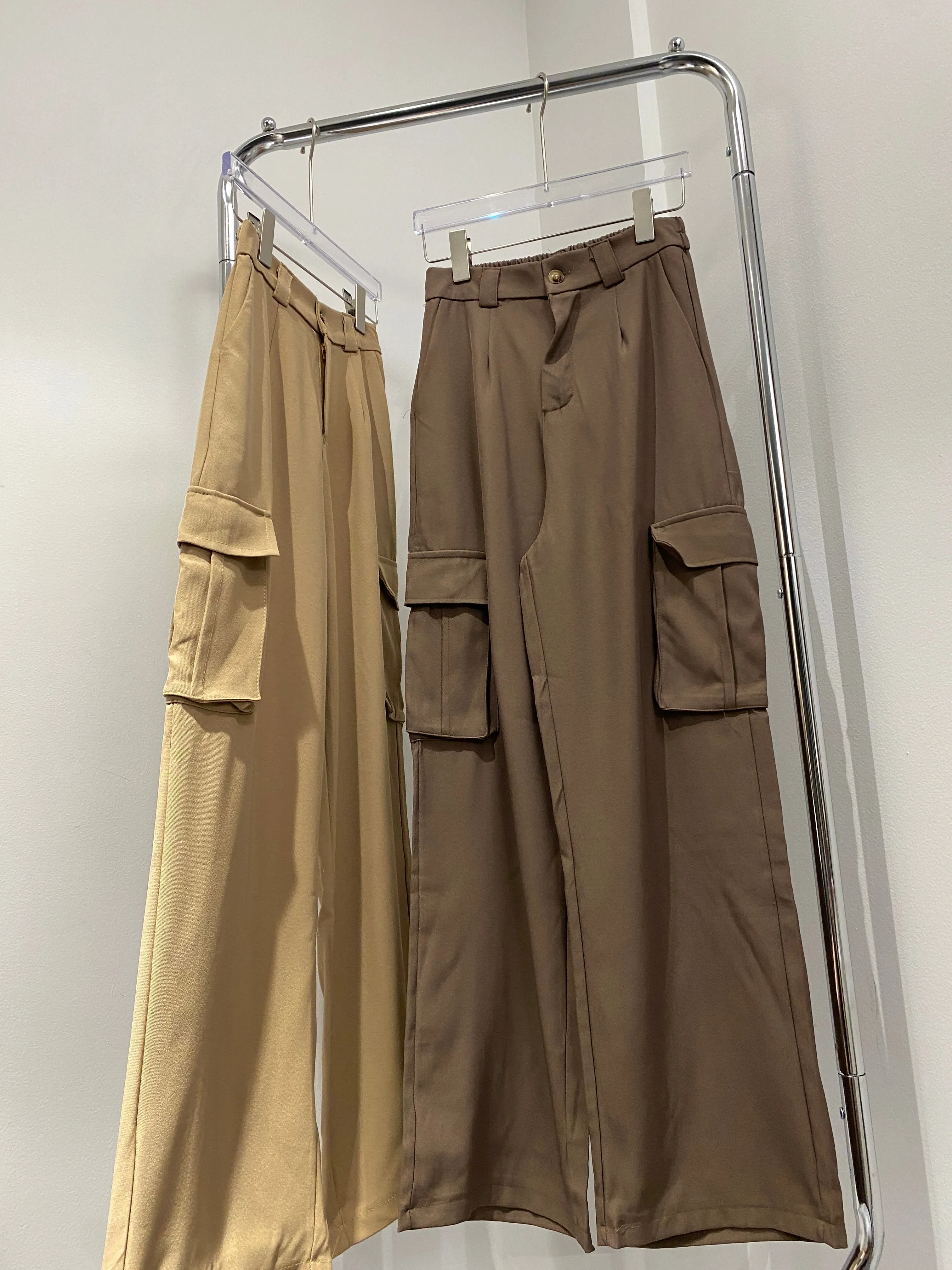 Wide Leg Cargo Trousers -  Latte